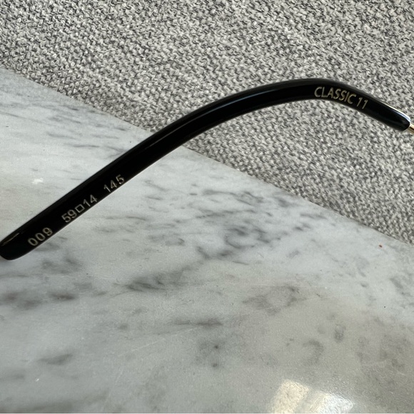 Saint Laurent Classic 11 Aviator Sunglasses - Picture 8 of 9